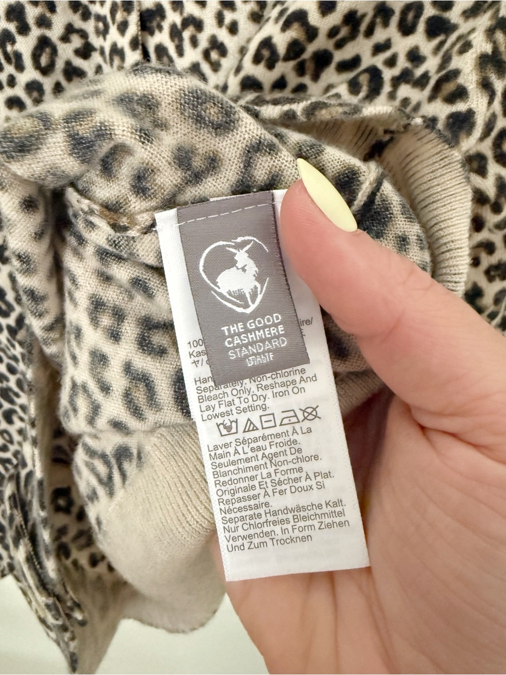 J. Crew Featherweight Cashmere Shrunken Cardigan Sz M - Picture 5 of 7